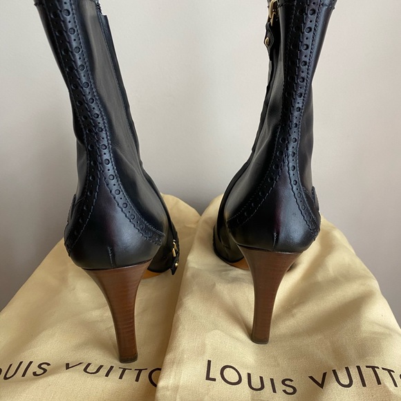 Authentic Louis Vuitton Women’s Black Booties - Picture 4 of 8